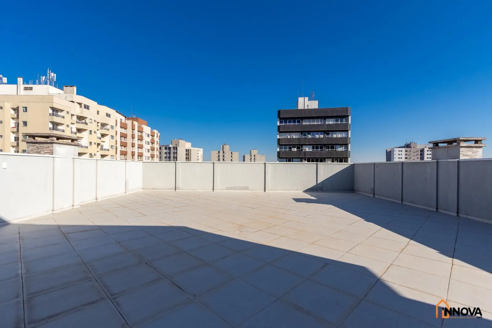 Робоче місце та 1 спальня: квартира 35 м² — photo 22