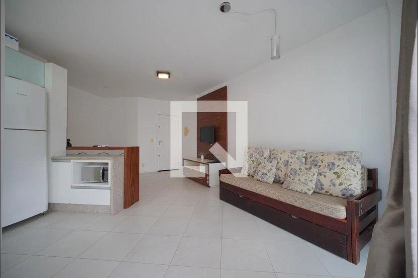 Furnished 87 m² apartment with 2 bedrooms and pool