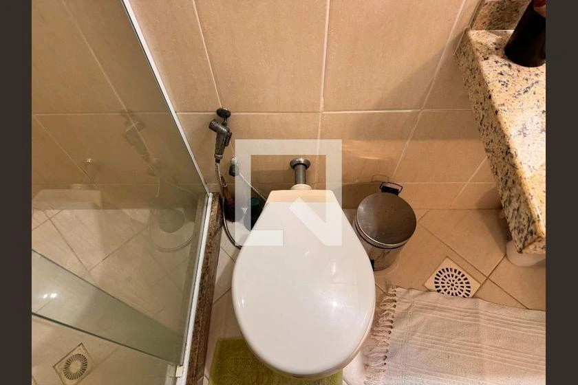 4 quartos e banheira: apartamento de 233 m² — photo 25