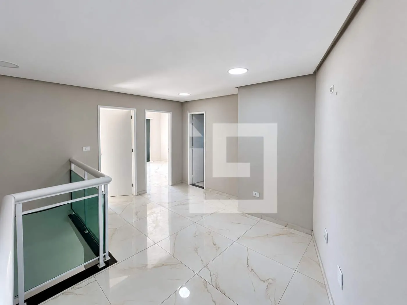 Casa, 220 m², com closet — photo 14