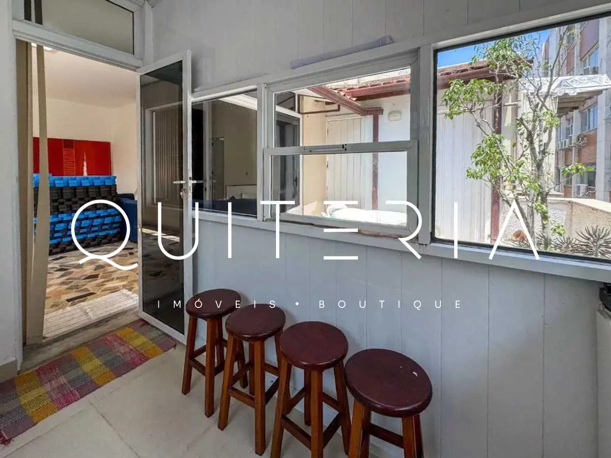 Furnished apartment, 130 m², with floor-to-ceiling windows — photo 30