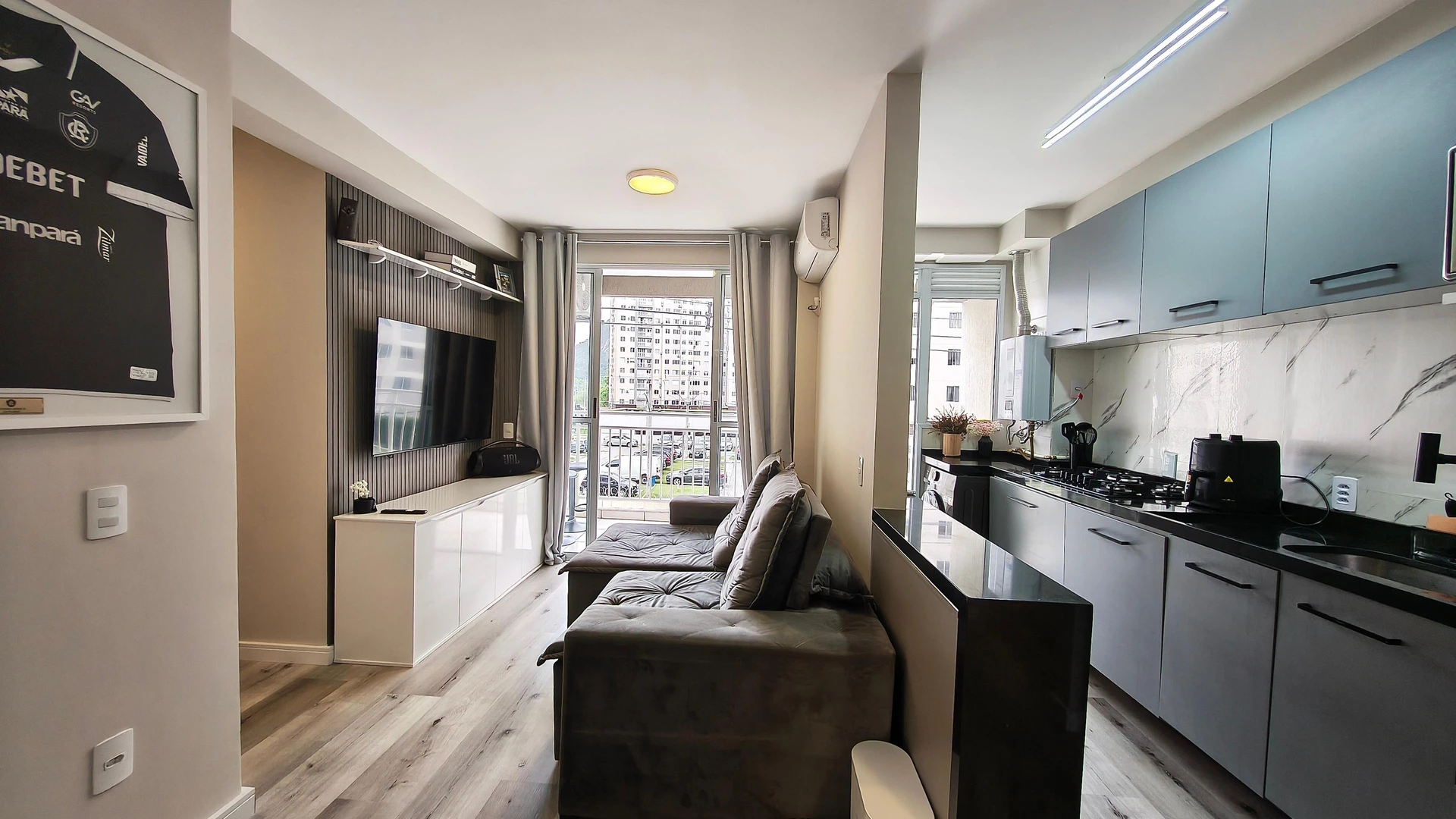 3-bedroom apartment with a washing machine — photo 6