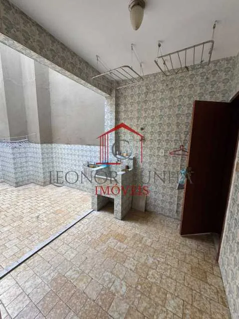 Балкон с грилем и 2 спальни: квартира 85 м² — photo 8