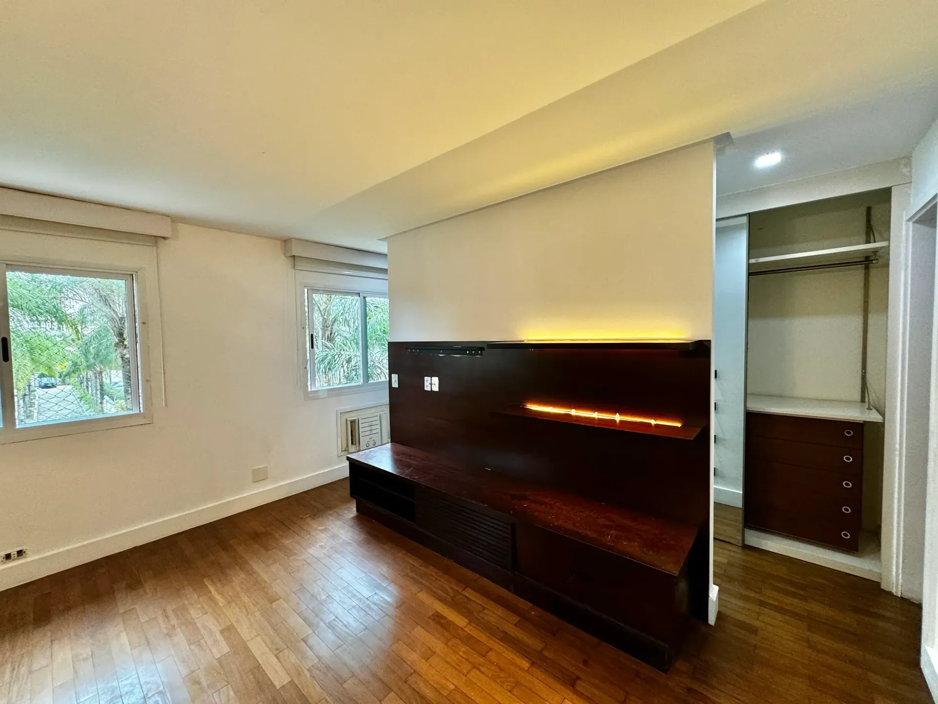Квартира 127 м² з пральною машиною та заскленим балконом — photo 12