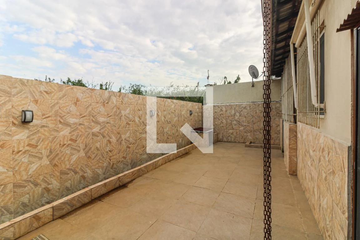 Furnished house with 2 bedrooms and 2 parking spaces — photo 14