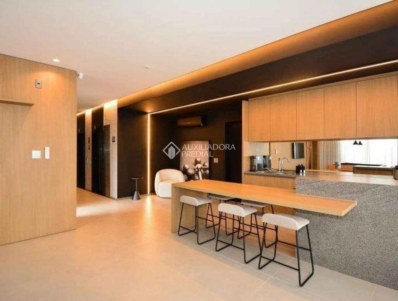 2-bedroom apartment in a building with a gym — photo 28