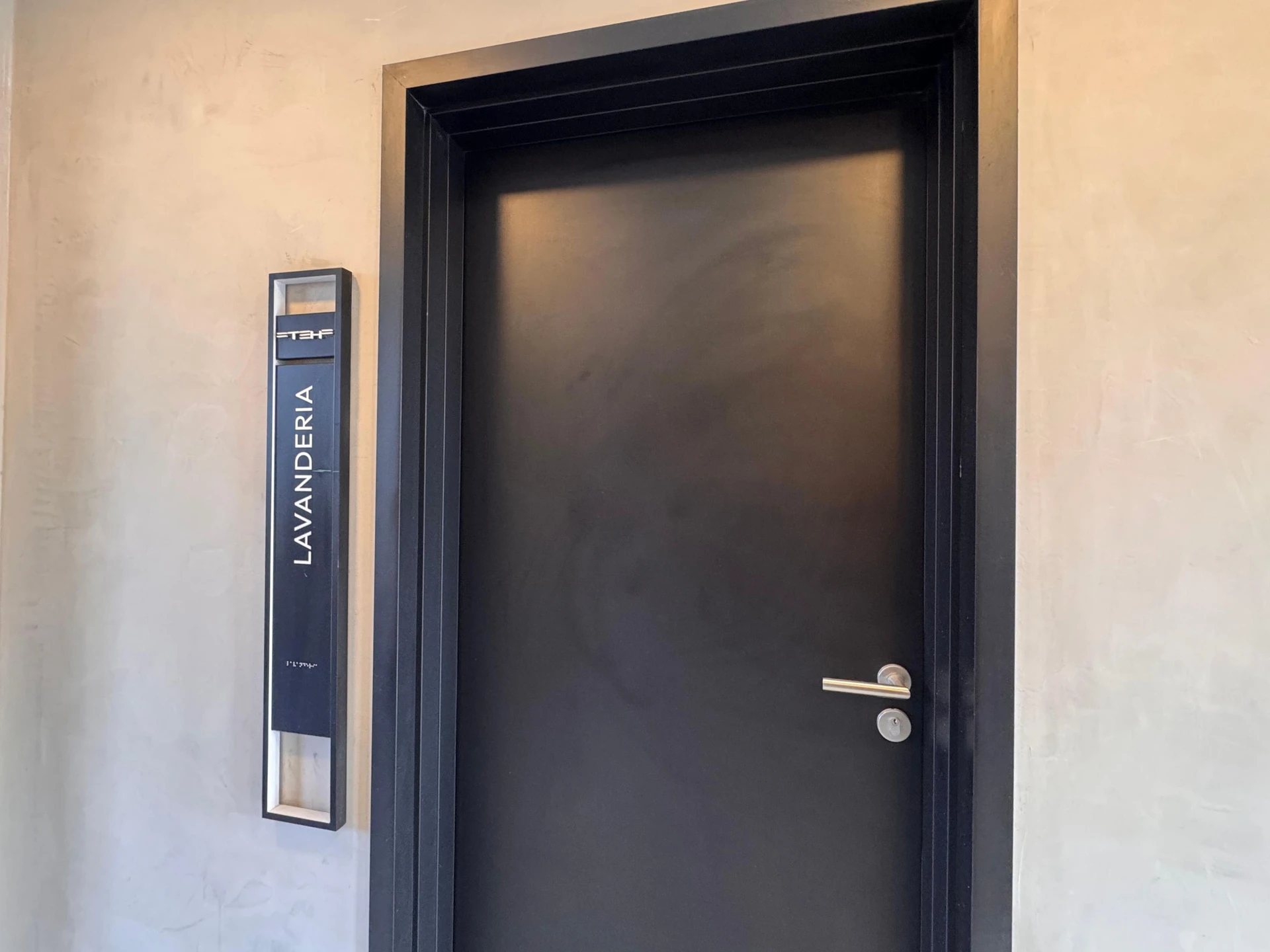Apartamento amueblado de 3 dormitorios con balcón — photo 96
