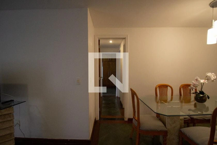 200 m² apartment with 3 bedrooms and 2 parking spaces — photo 28