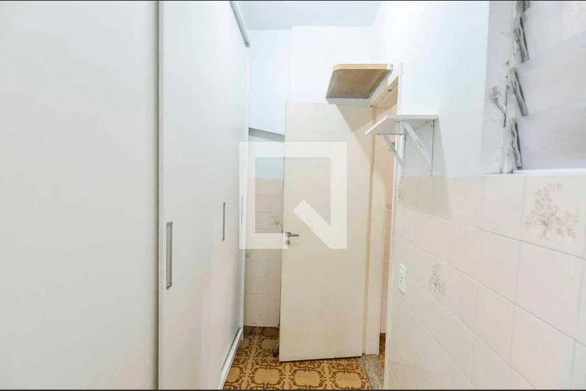 Apartamento de alquiler con 3 dormitorios y 98 m² — photo 49