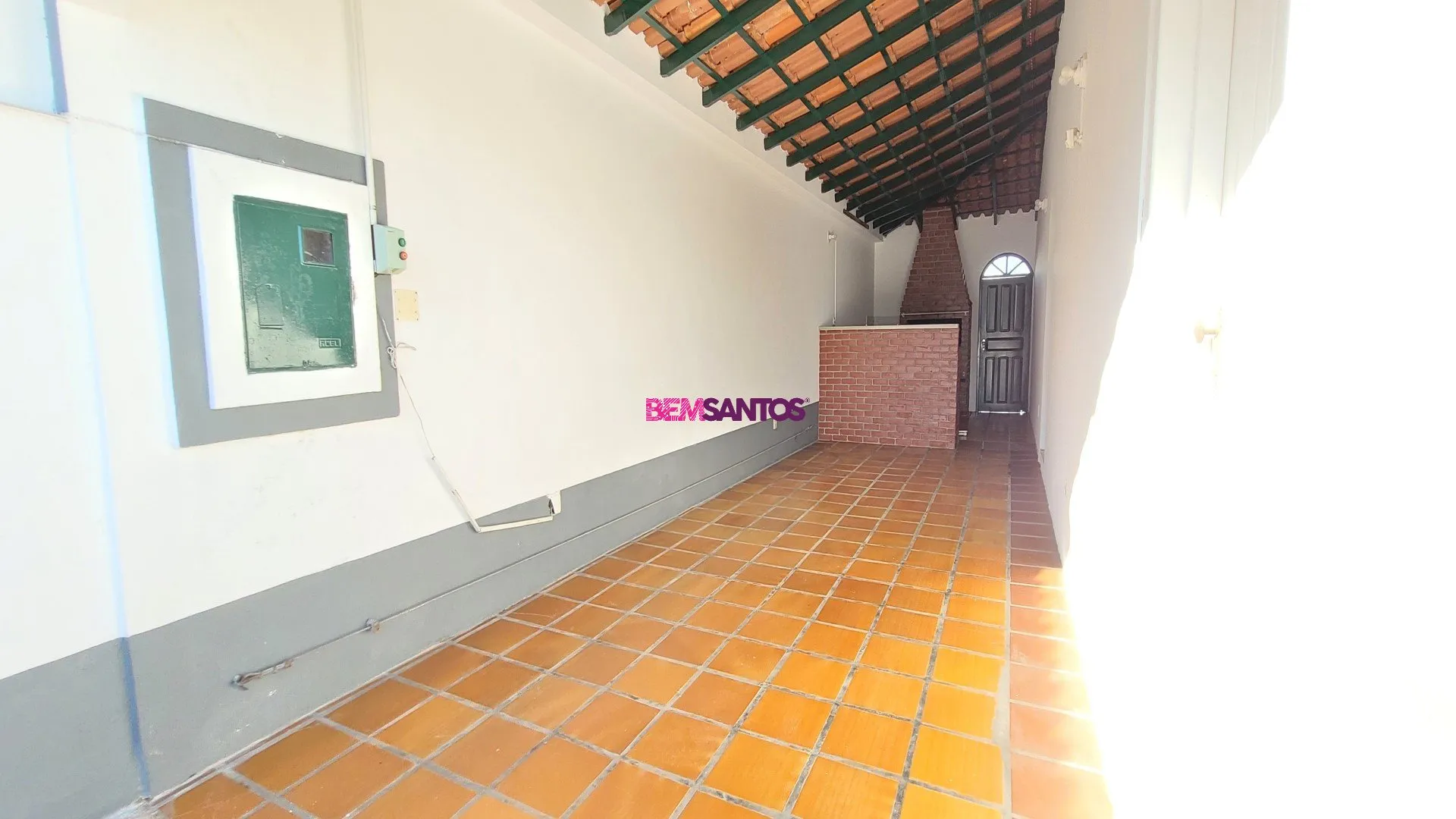 House with 3 en-suite bedrooms and private garden — photo 11
