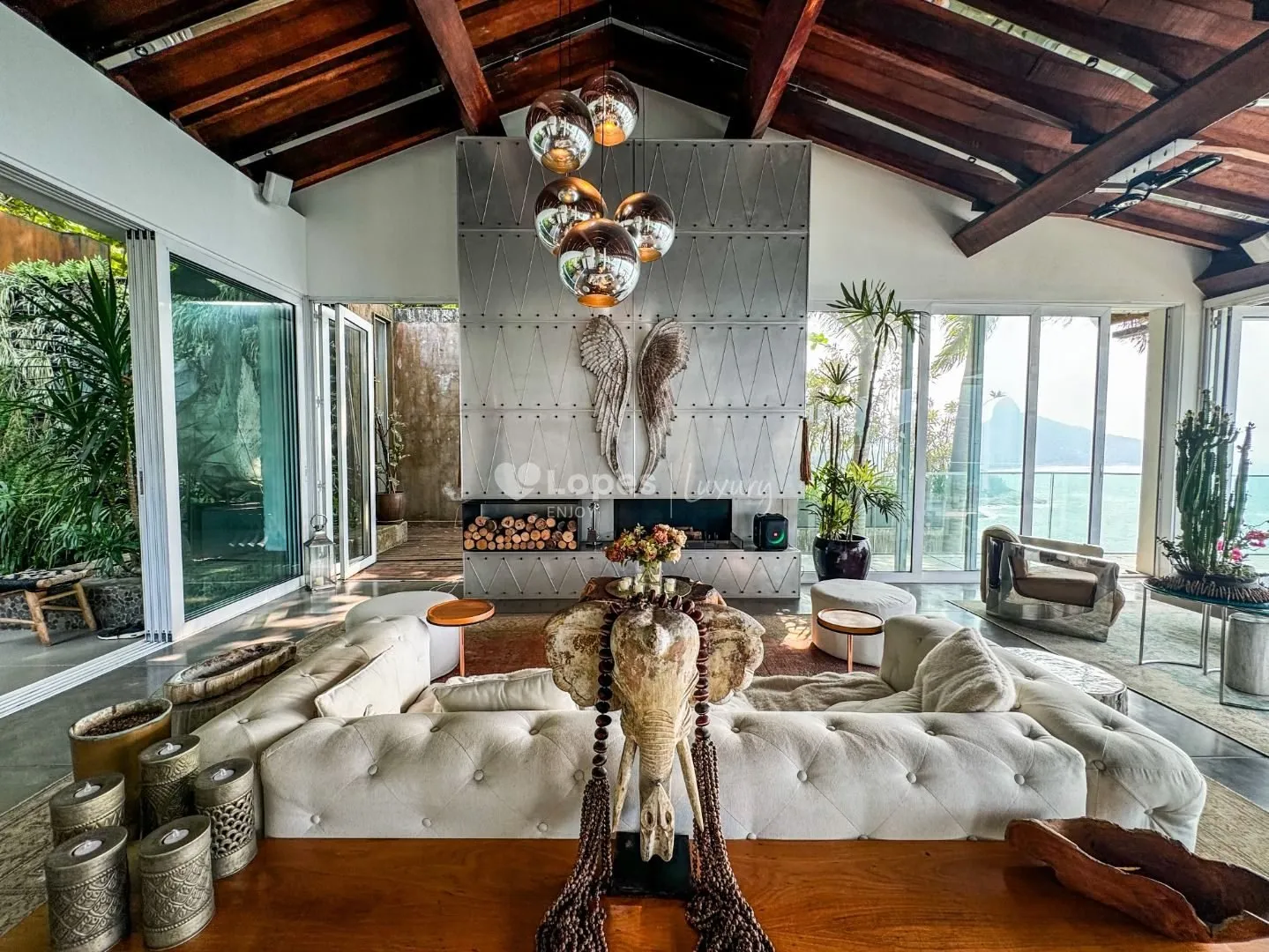House with 5 en-suite bedrooms, 8 baths and 3 parking — photo 4