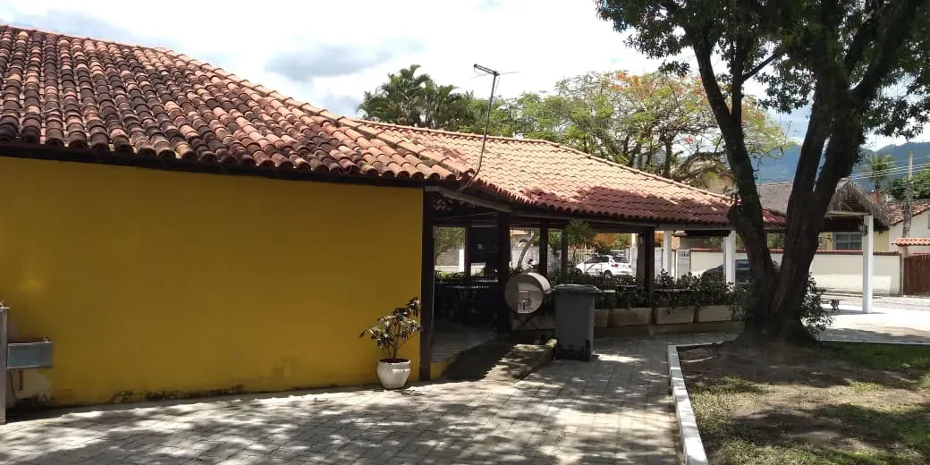 Furnished house for rent with 2 bedrooms and 1 bathroom — photo 32