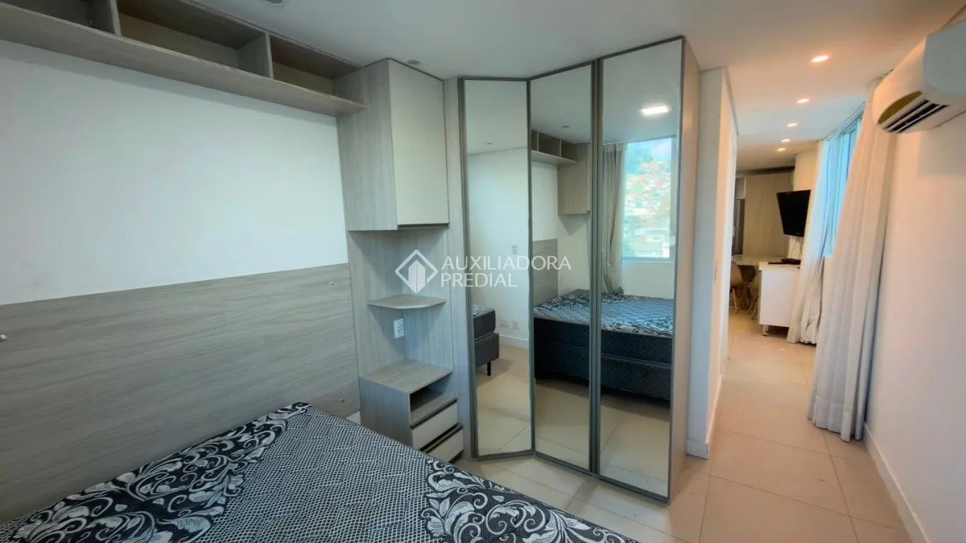 Мебльована квартира з 1 спальнею та 68 м² — photo 11