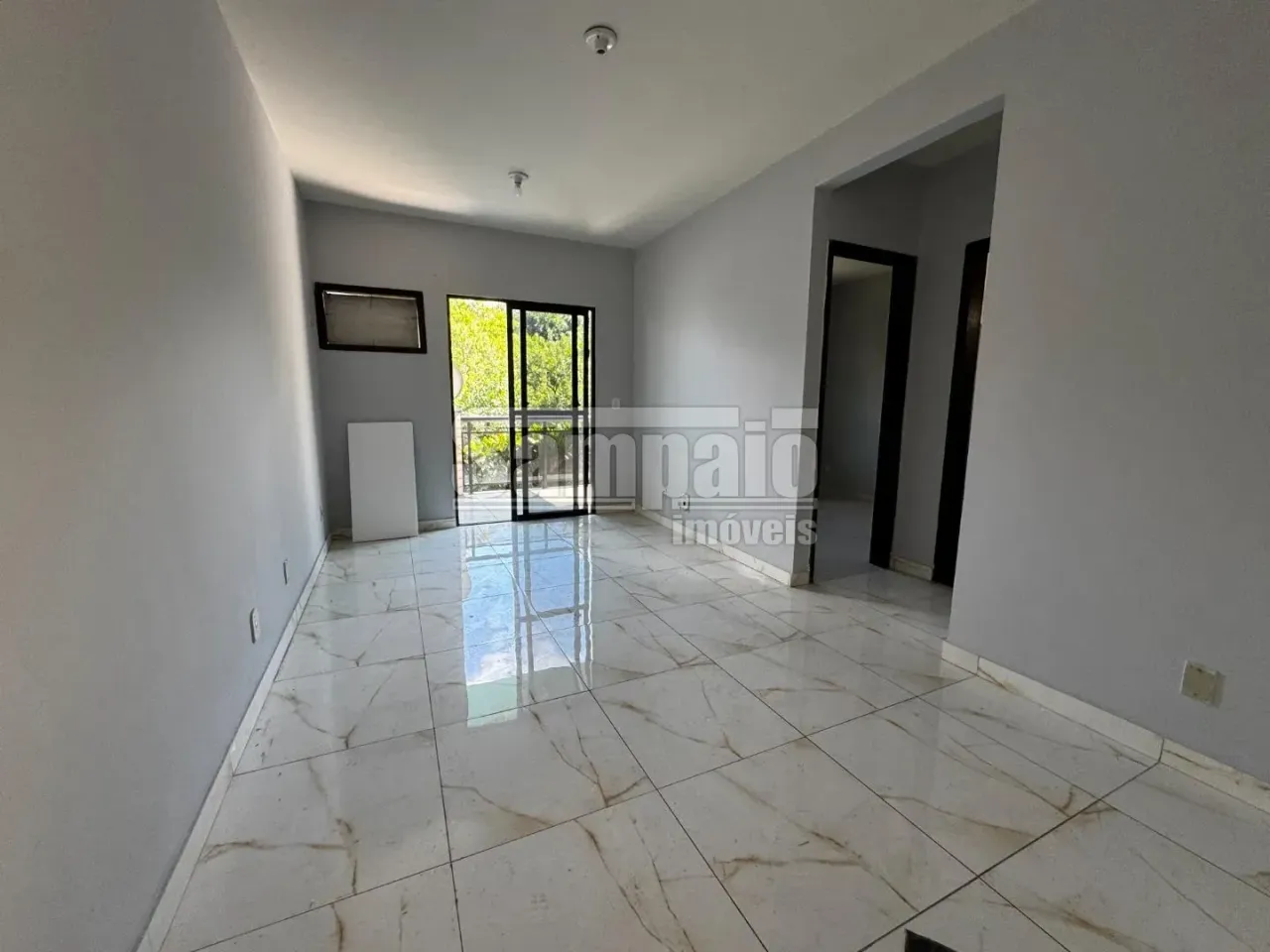 Apartamento de 1 quarto com vaga e banheiro — photo 2
