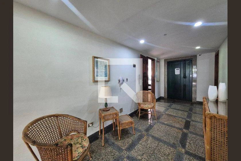 Apartamento de 2 quartos com varanda envidraçada — photo 30