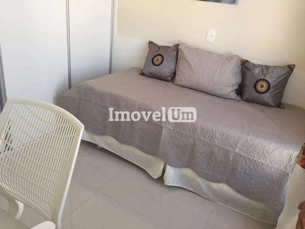 Apartment with 3 bedrooms and built-in wardrobes — photo 19
