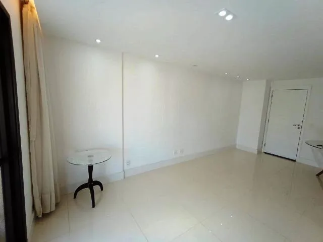Apartamento com 4 dormitórios e cozinha americana a gás — photo 16