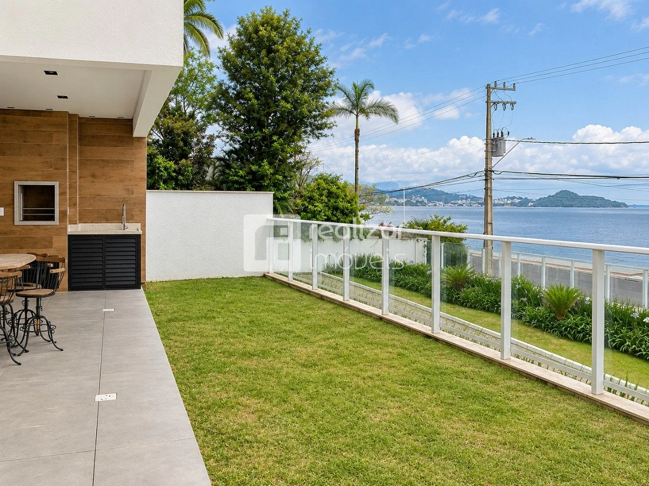 Apartment, 200 m², with a water view — photo 27