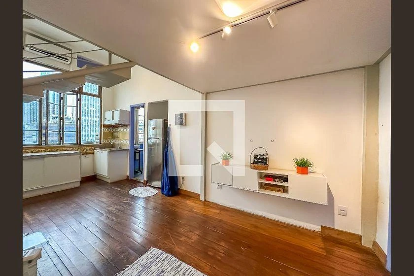 Furnished studio, 30 m², with floor-to-ceiling windows — photo 15