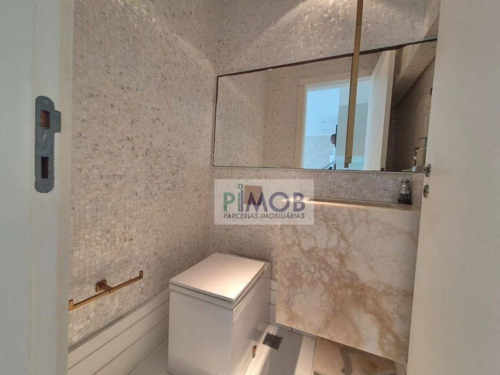 Furnished duplex penthouse with 3 bedrooms and 256 m² — photo 64
