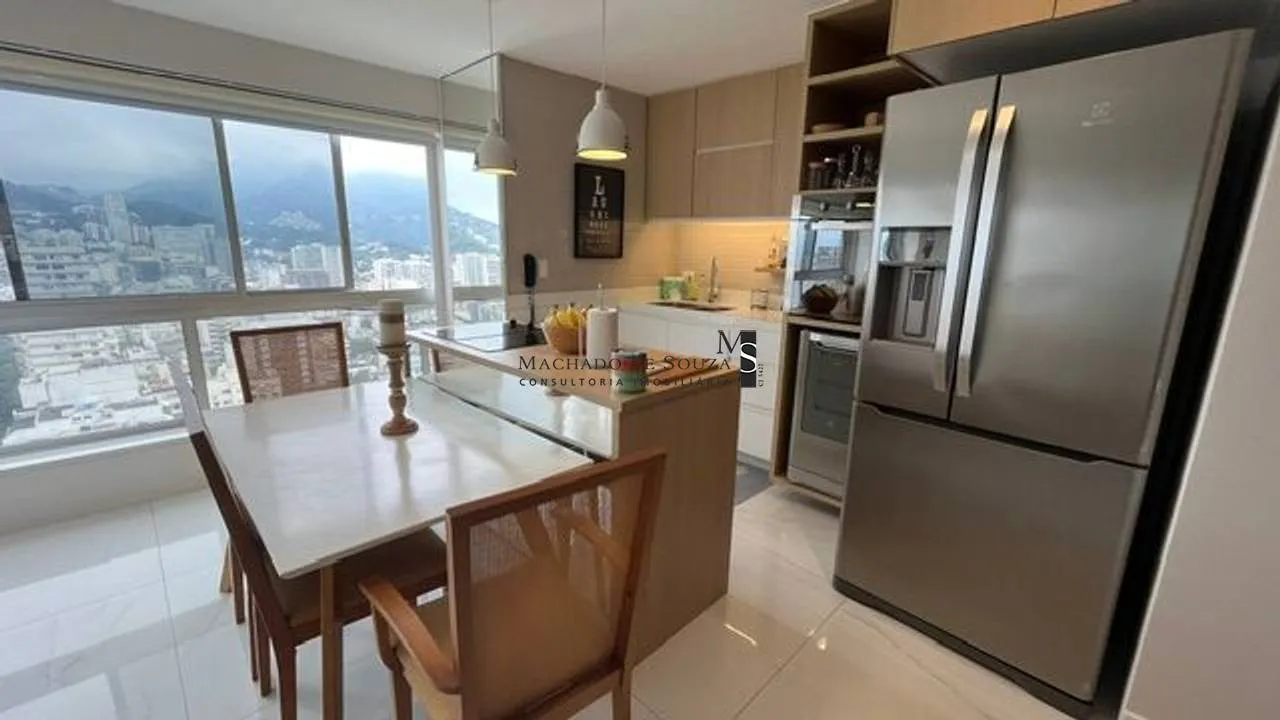 Furnished 1-bedroom apartment with 2 bathrooms and 50 m² — photo 2