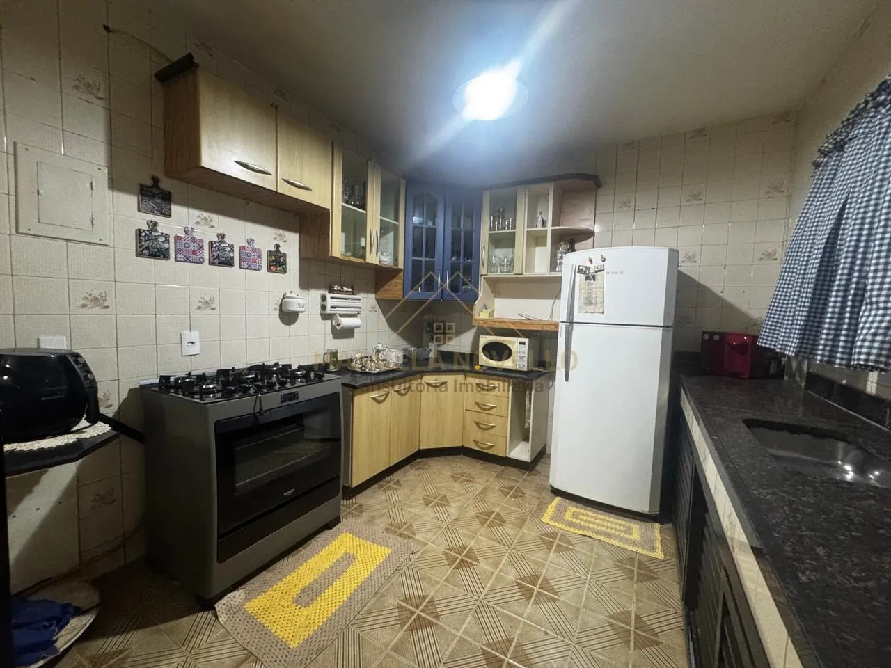 Furnished house with 2 bedrooms and a separate kitchen — photo 2