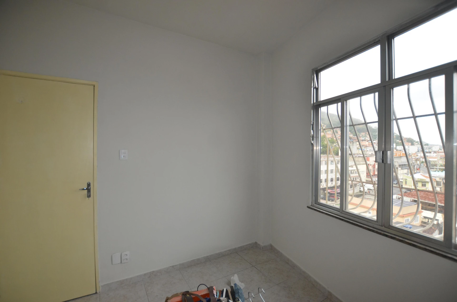 3-bedroom apartment with 2 bathrooms and no parking — photo 32