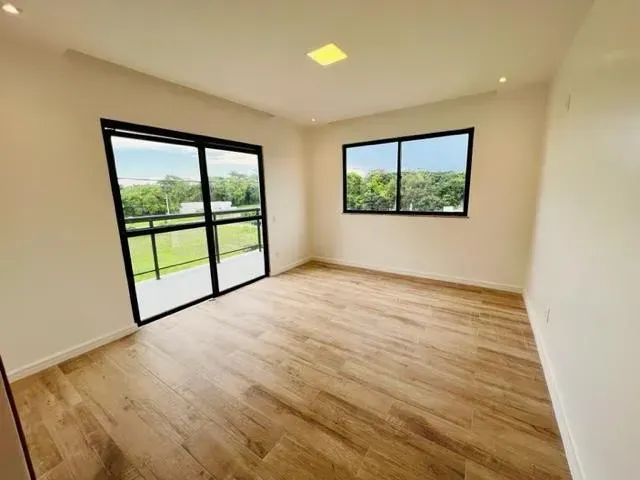 4-bedroom house with 5 bathrooms, 420 m² and 3 parking — photo 20