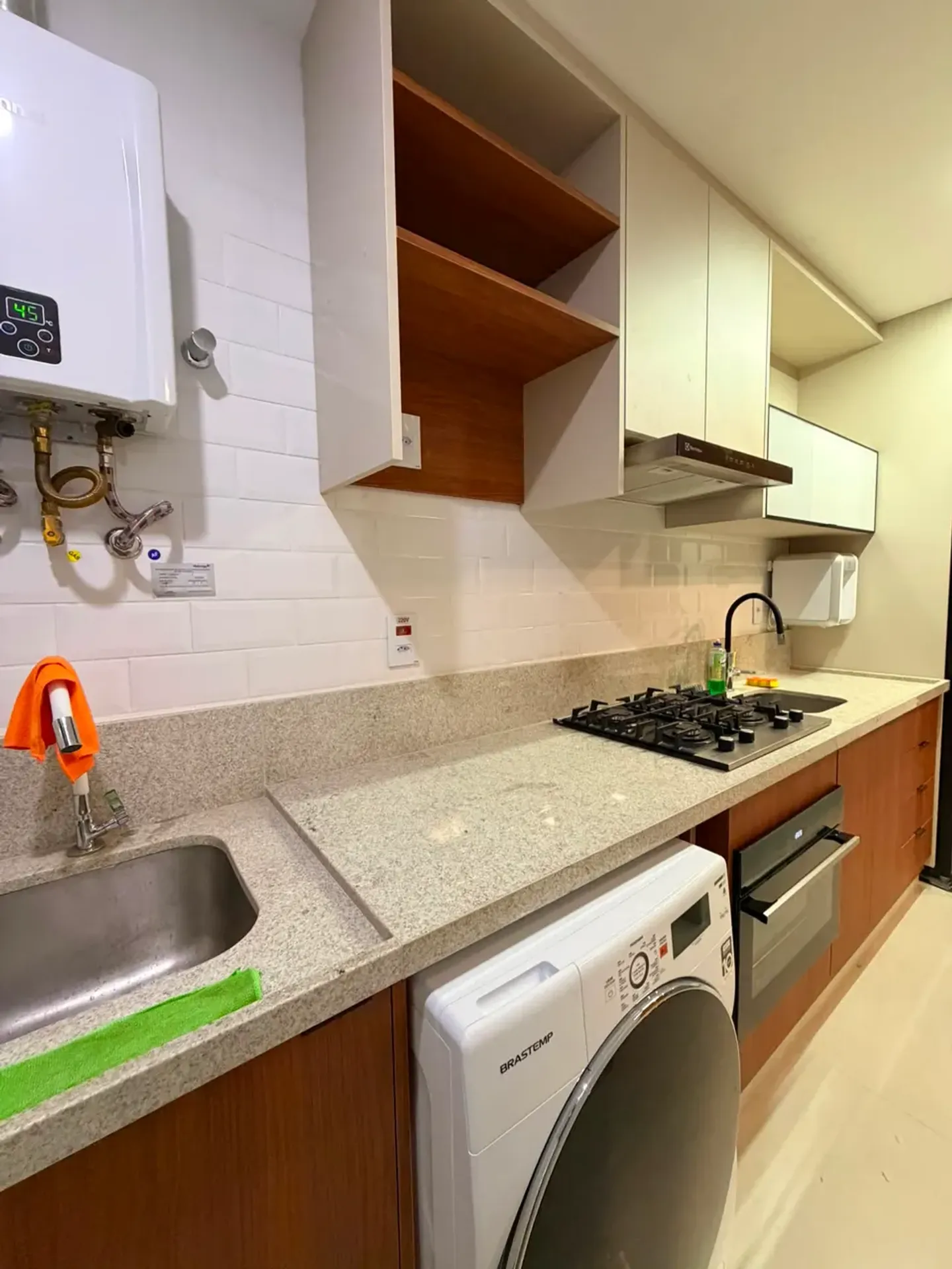 Home office in a one-bedroom apartment, 65 m² — photo 12