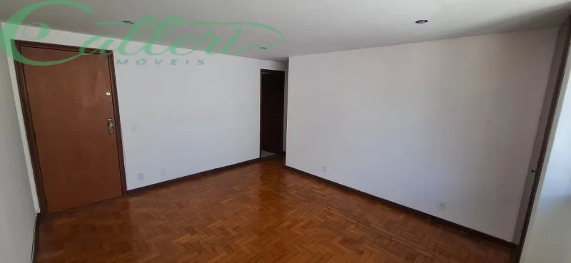 Apartment, 64 m², with wood or laminate floors — photo 4