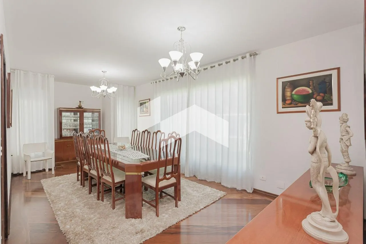 Будинок на 4 спальні з 6 місцями та 568 м² — photo 28