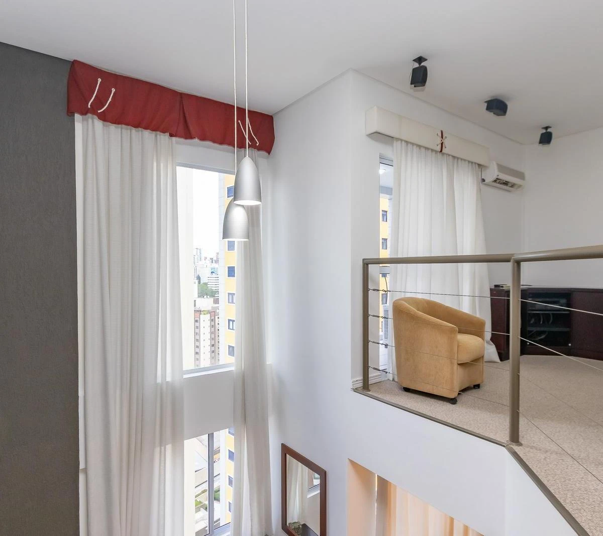 Furnished one-bedroom, 70 m² apartment in Curitiba — photo 40