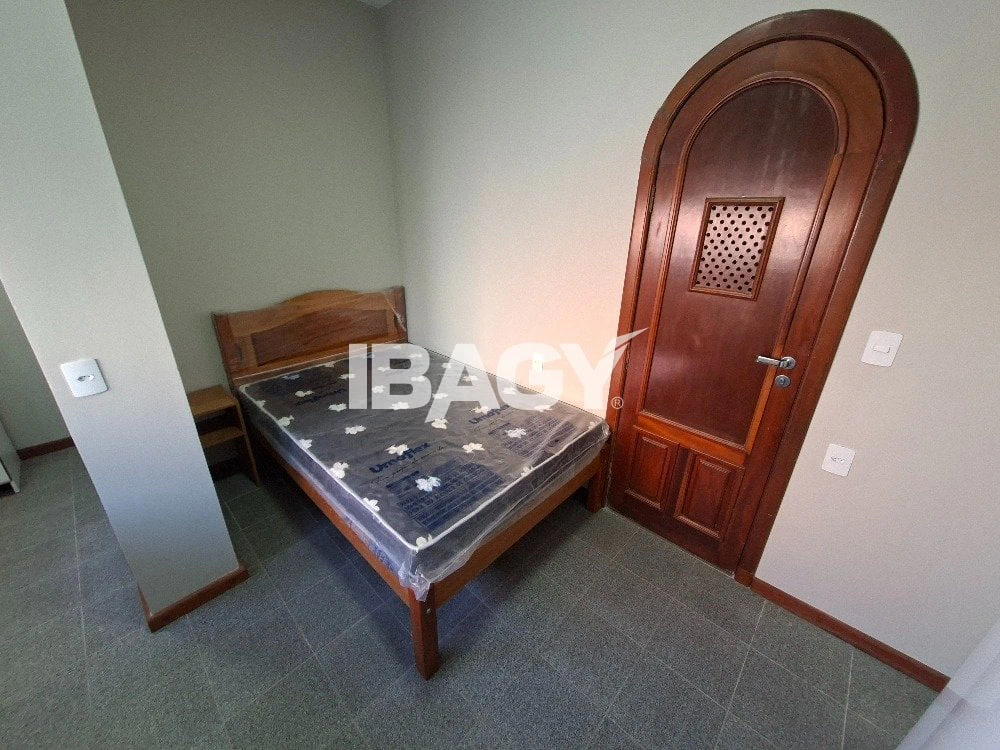 Furnished 16 m² studio with 1 bedroom and no parking — photo 8