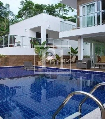 Furnished house, 450 m², with floor-to-ceiling windows — photo 69
