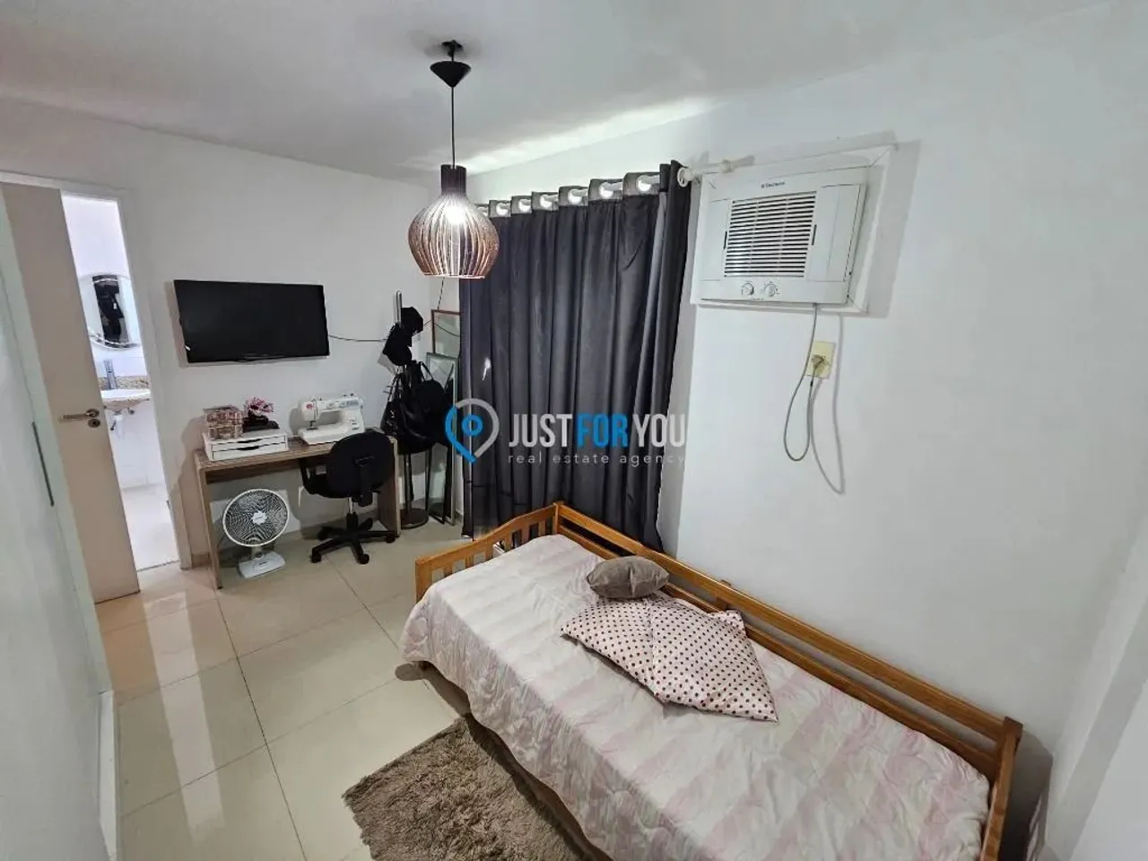 Furnished 2-bedroom apartment with 155 m² — photo 8