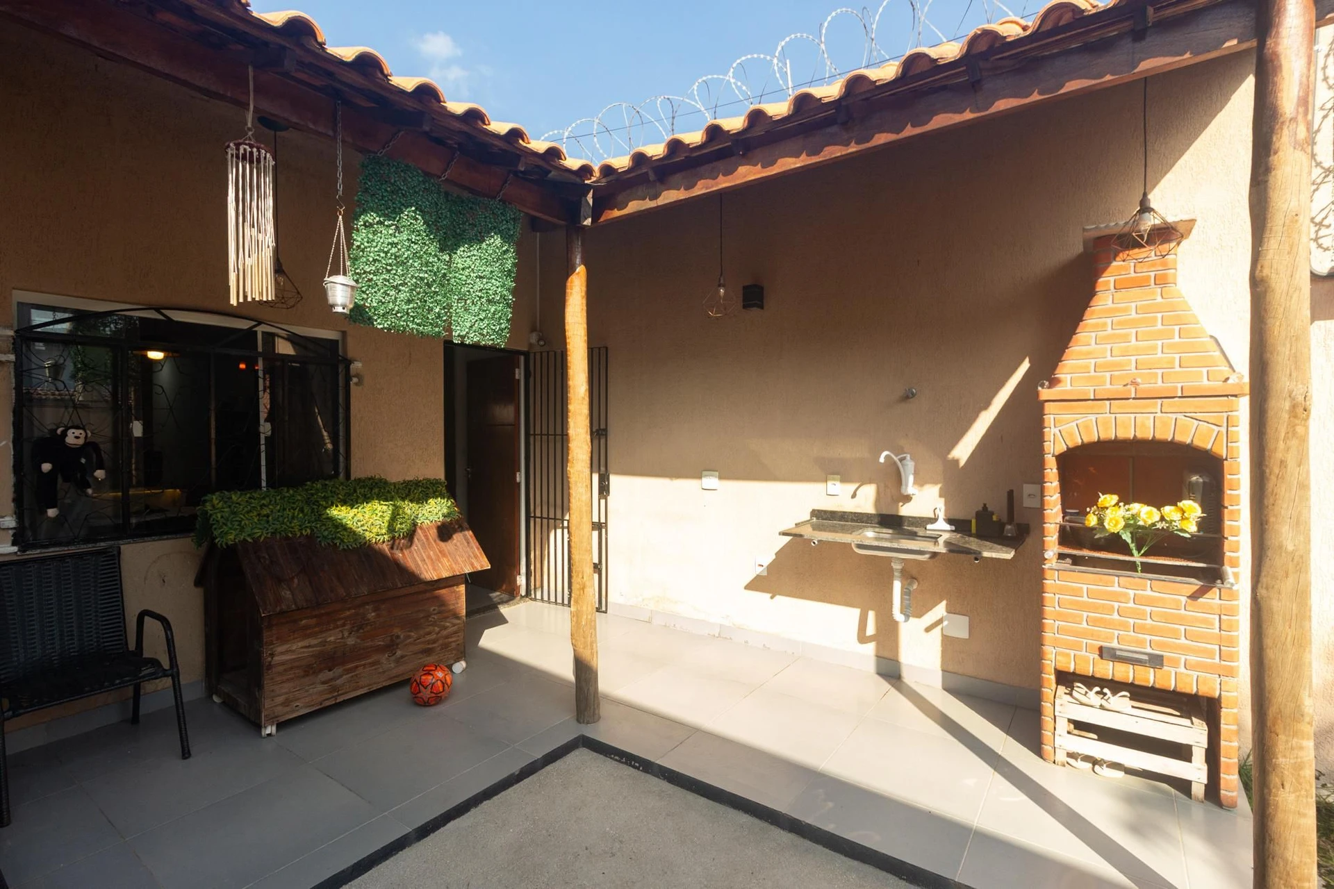 Furnished house with 2 bedrooms, garden and balcony — photo 22