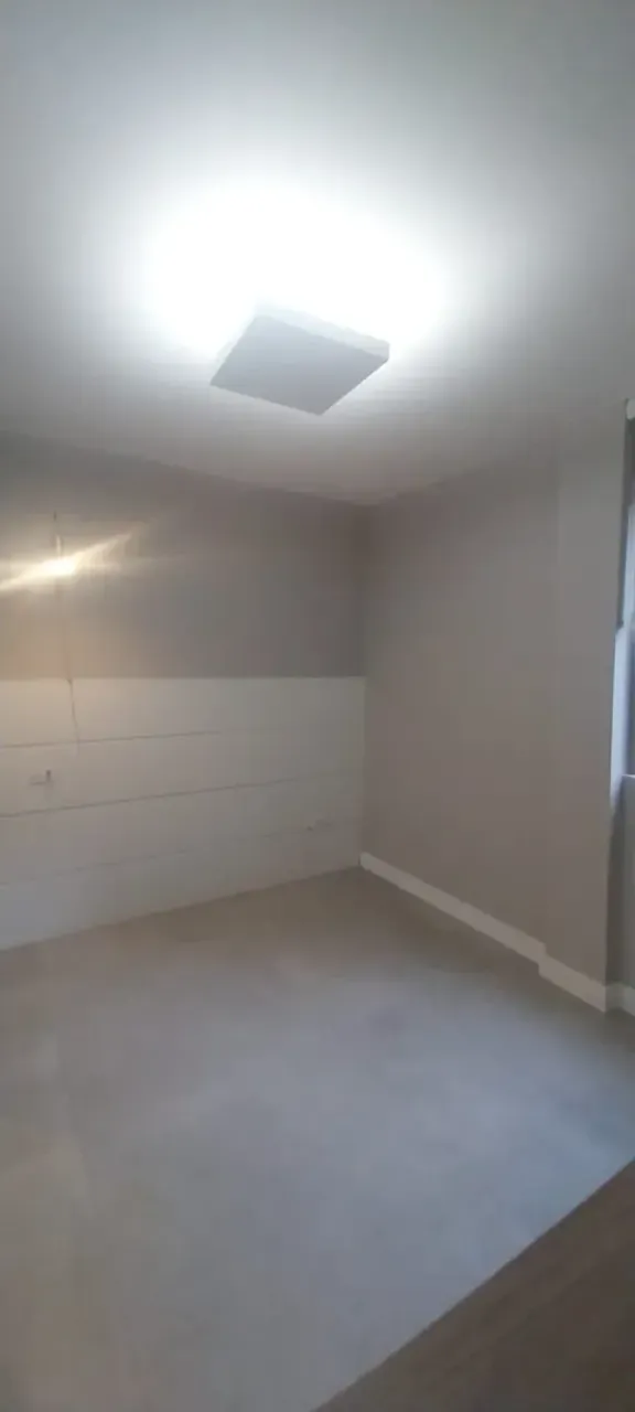 Unfurnished 2-bedroom apartment with open-plan kitchen — photo 4