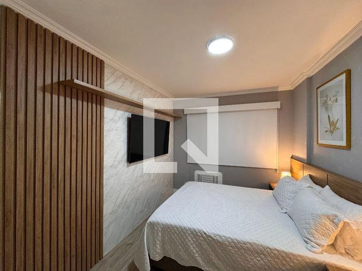 Furnished apartment, 65 m², with a glass-enclosed balcony — photo 15