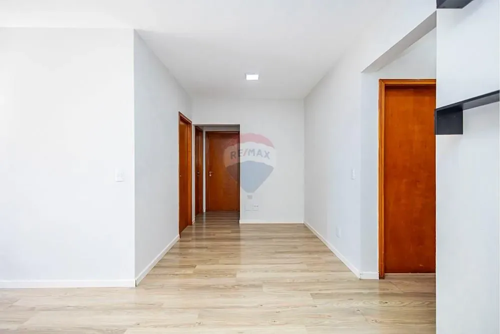 3-bedroom rental apartment with 96 m² and 1 parking — photo 8