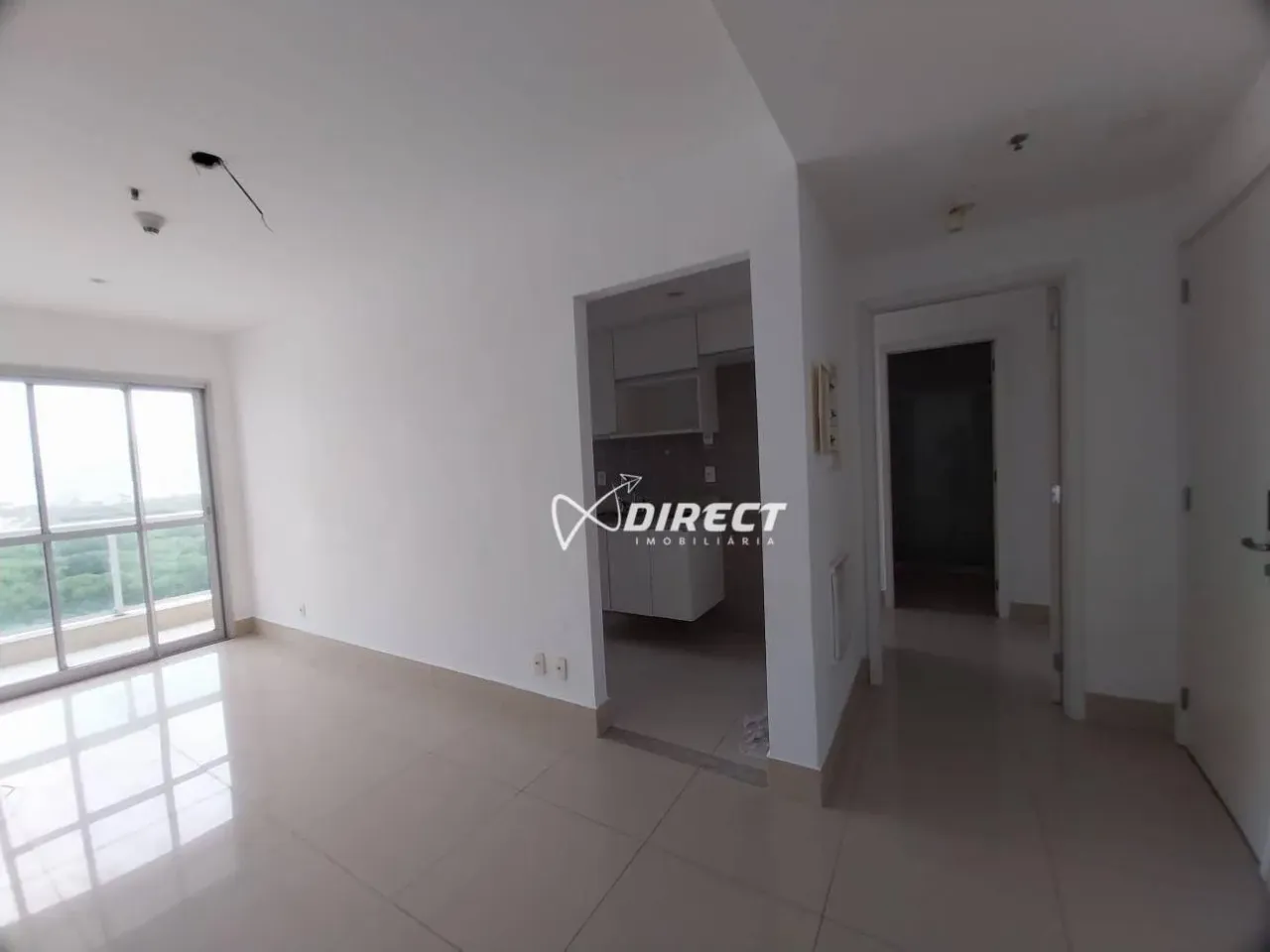 2-bedroom apartment with balcony and enclosed kitchen — photo 13
