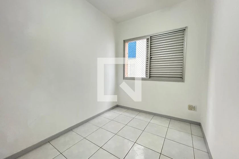 Apartamento sem mobília que aceita animais, 2 quartos — photo 2