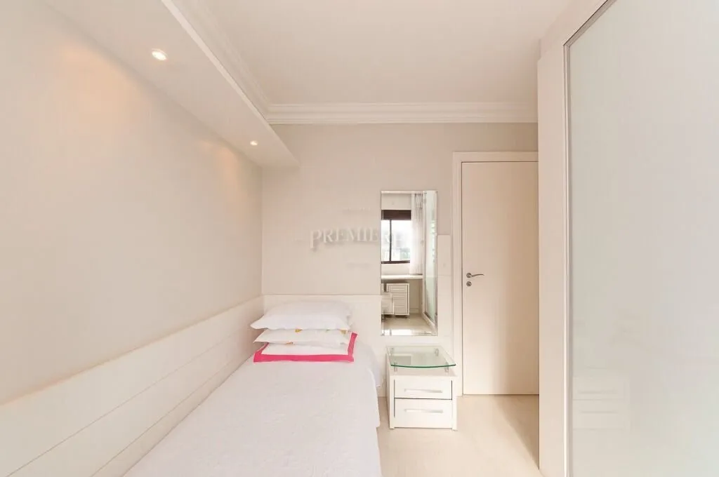 4-bedroom apartment with private barbecue — photo 30