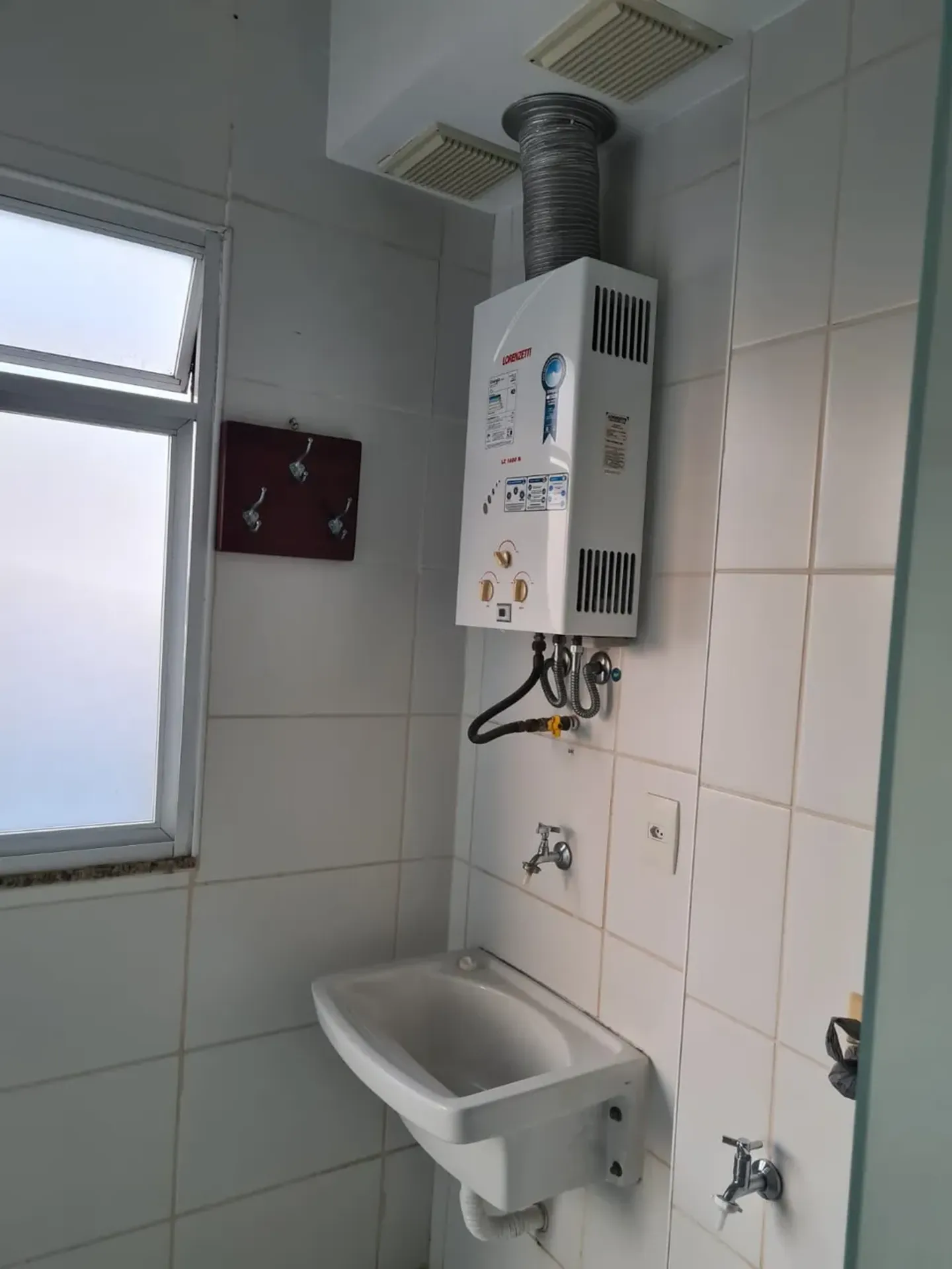 2-bedroom apartment in a building with a sauna — photo 48