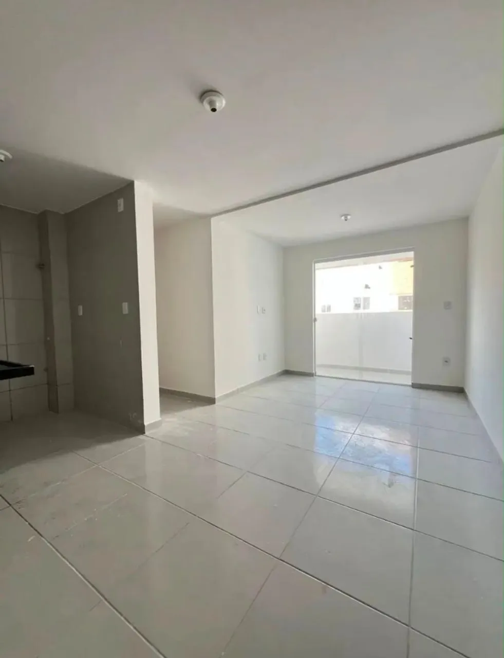 Apartamento de 2 quartos em condomínio com piscina — photo 3
