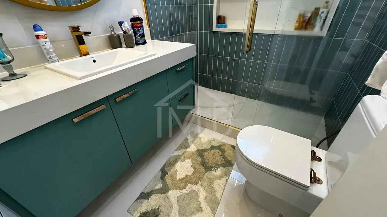 Furnished house with 4 bedrooms and 5 baths, 400 m² — photo 15