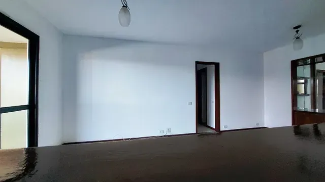 Apartamento com 3 quartos e varanda — photo 8