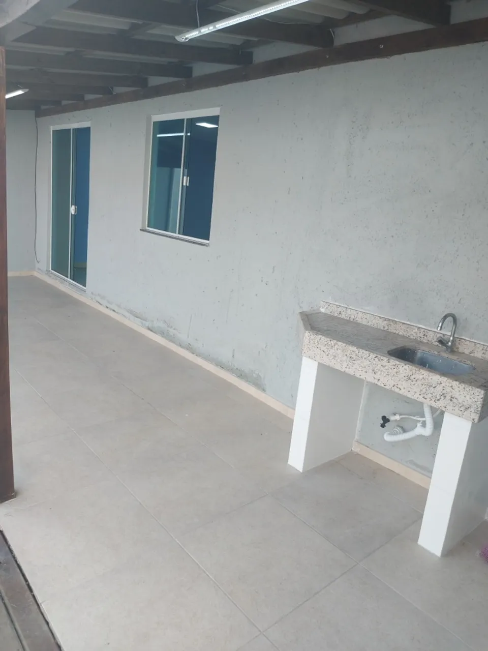 Casa de 2 dormitorios con balcón gourmet en Florianópolis