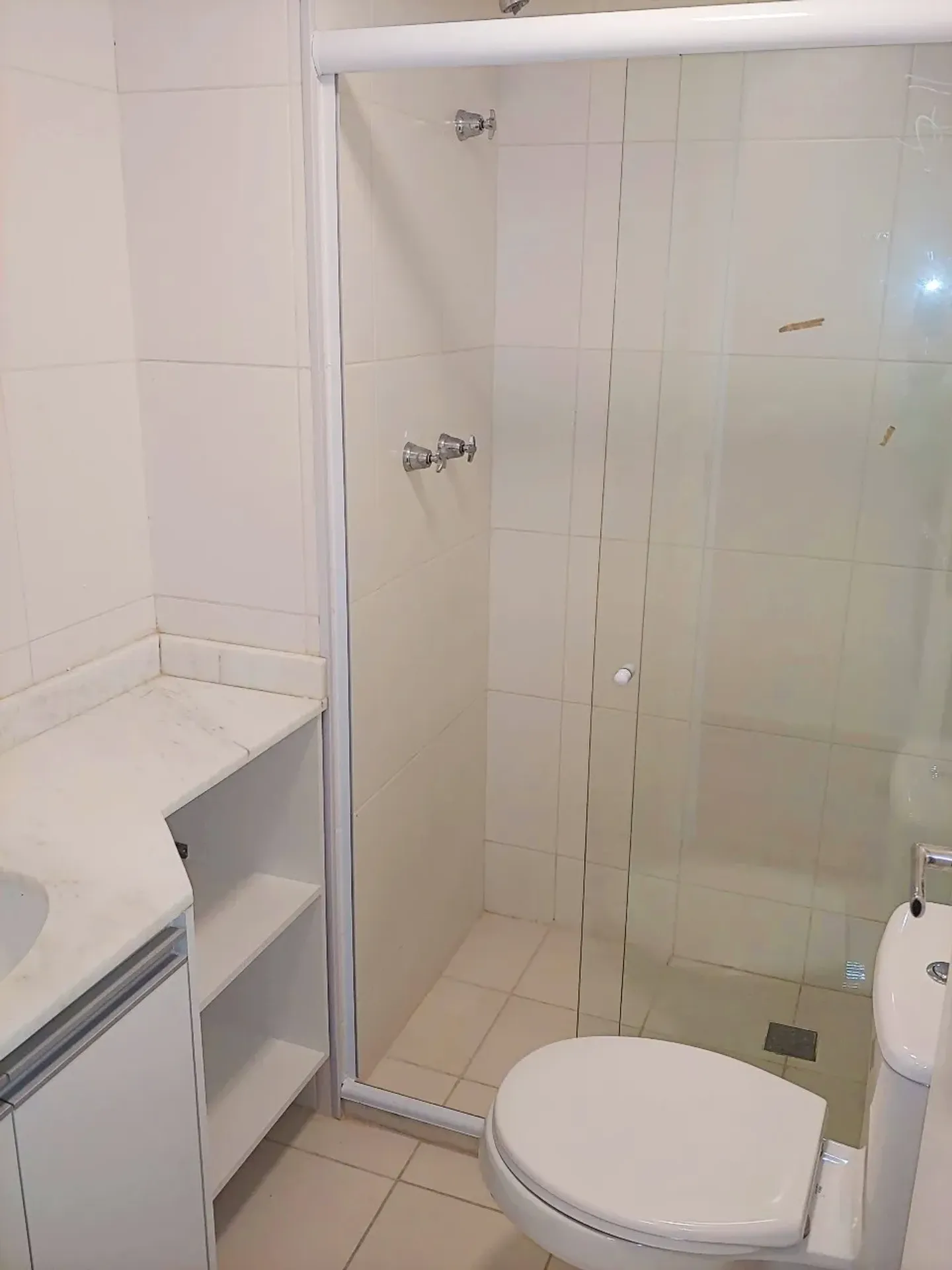 Apartment with 3 bedrooms, balcony and 2 parking spots — photo 44