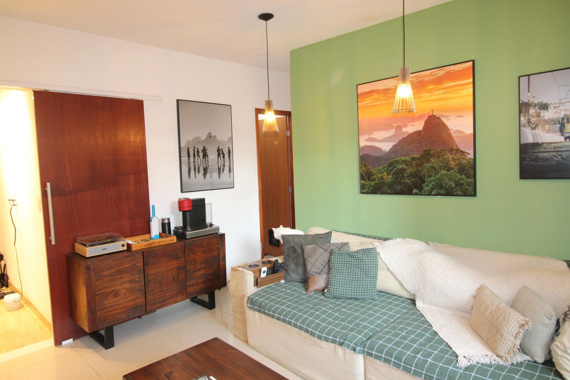 Furnished apartment with 2 bedrooms and 1 en-suite — photo 5