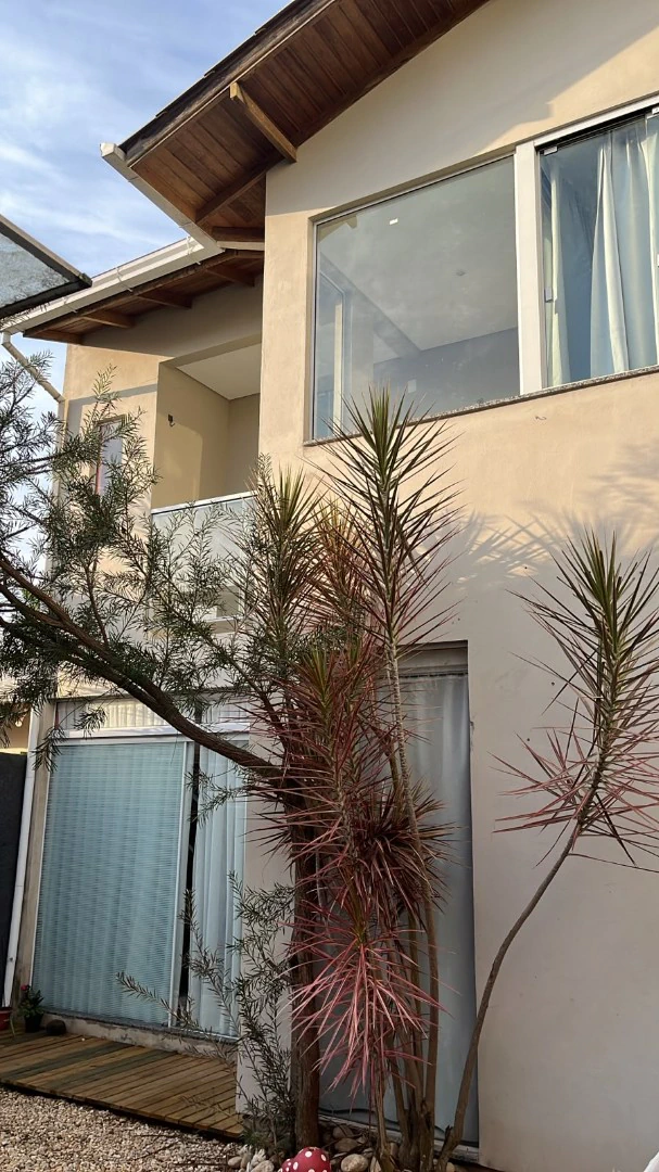 Two-level house with 1 bedroom and private BBQ — photo 3